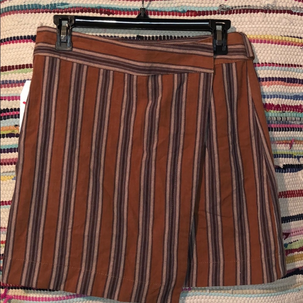 DressUp Boutique Wrap Skirt - Picture 3 of 3